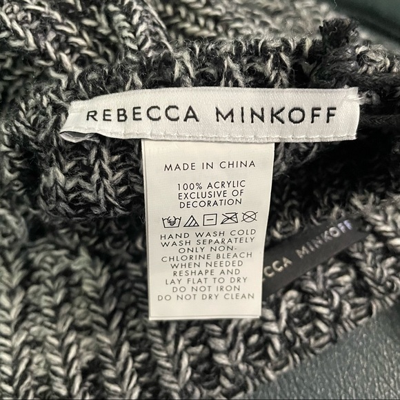 NWT Rebecca Minkoff black white marled Pom Pom beanie hand warmer designer set - Picture 6 of 7